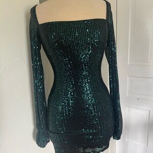 Green Sequin Long Sleeve Bodycon Dress